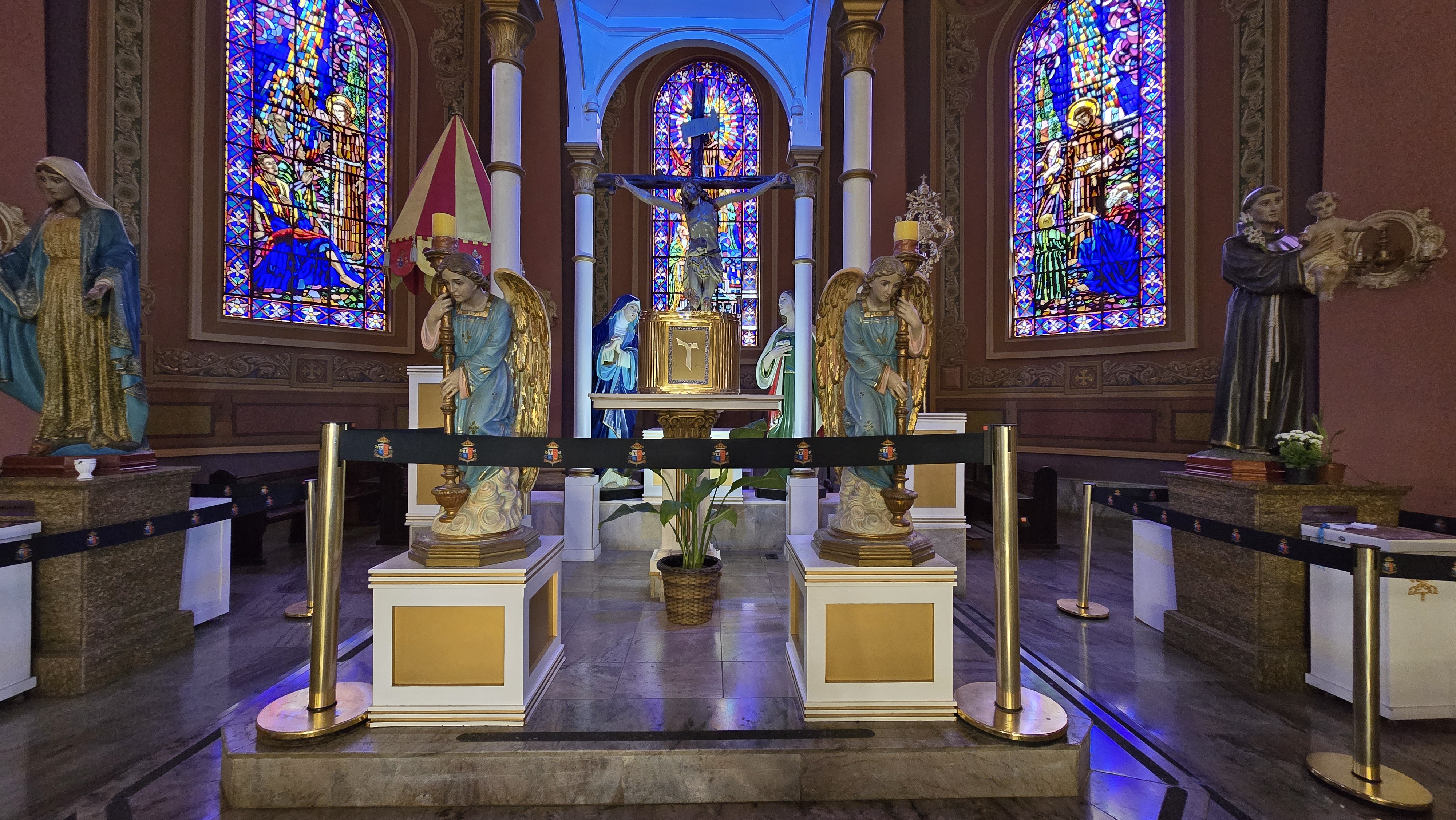 Interior View 8