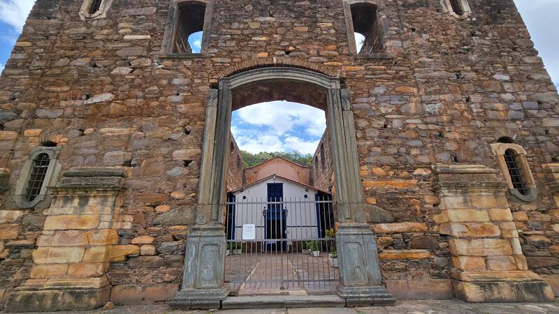 Fachada da Igreja Nossa Senhora do Rosário dos Pretos, Sabará (MG)