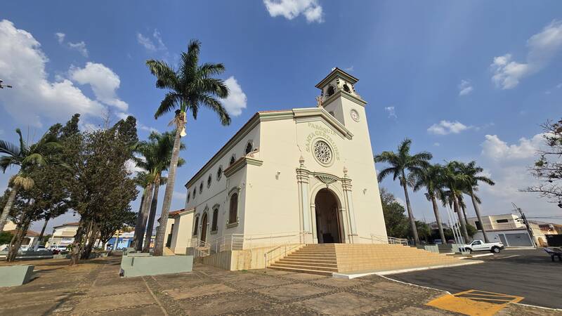 Igreja Matriz Santa Gertrudes, Cosmópolis (SP)